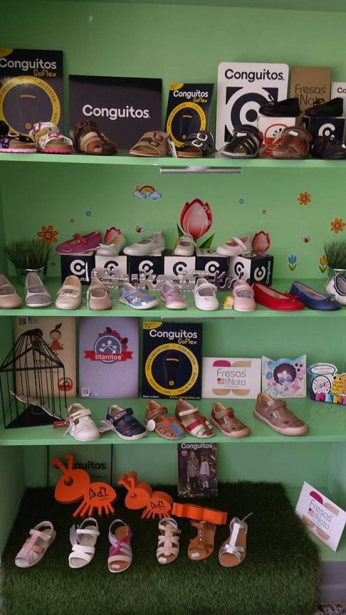 Dalila zapatería infantil Sant Feliu de Guixols