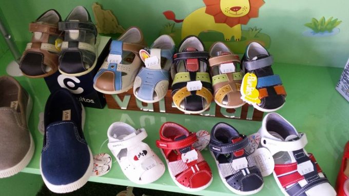 Dalila zapatería infantil Sant Feliu de Guixols