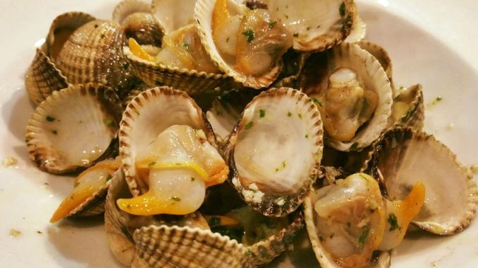 Bar restaurant Nou Coro Sant Feliu tapas, menú diario y pinchos Almejas gallegas