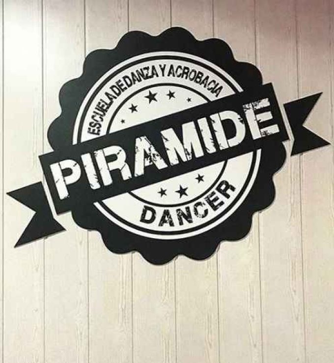 Gimnasio Pirámide Escuela de Danza y Acrobacia L’Hospitalet