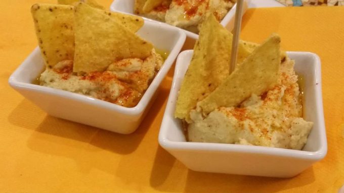 Bar restaurant Nou Coro Sant Feliu tapas, menú diario y pinchos humus crema de garbanzos