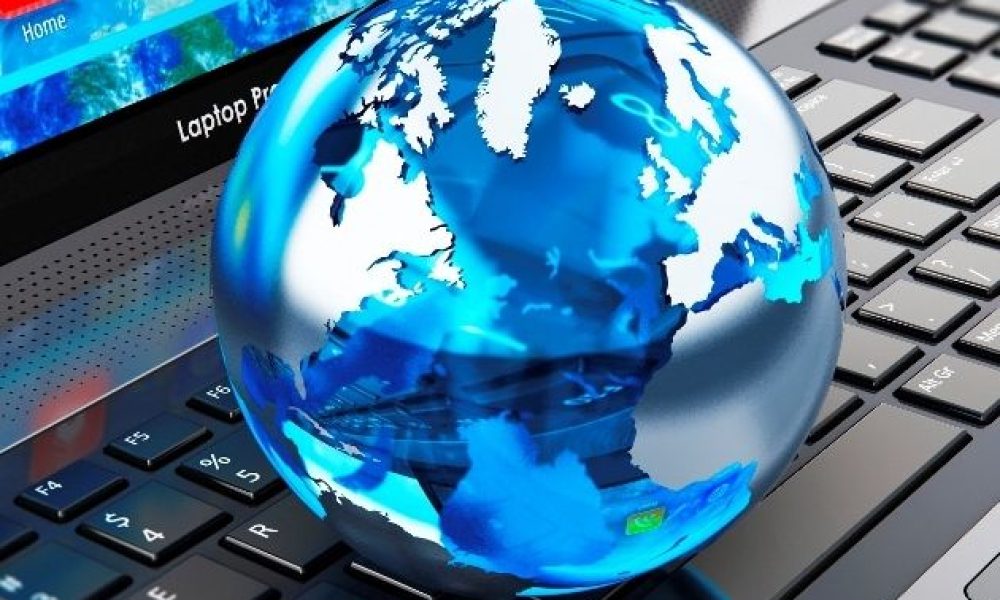 Páginas web . Diseño web Hosting Posicionamiento SEO Marketing online. Diseño web corporativo Mantenimiento de webs .Rediseño de webs. Tienda online . Webs institucionales . Webs catálogo Programación web a medida Redes sociales . Blogs corporativos. Webs a medida Alojamiento web . Dominio web eComerce Diseño de flyers Diseño de tarjetas . Microsites. Landing pages Diseño gráfico Creación de imágen corporativa. Videos corporativos