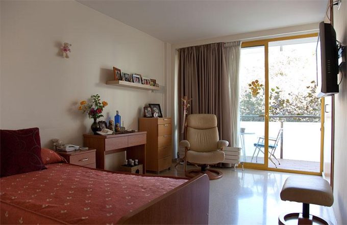 guia33-barcelona-asilo-de-ancianos-lepant-residencial-barcelona-21008.jpg