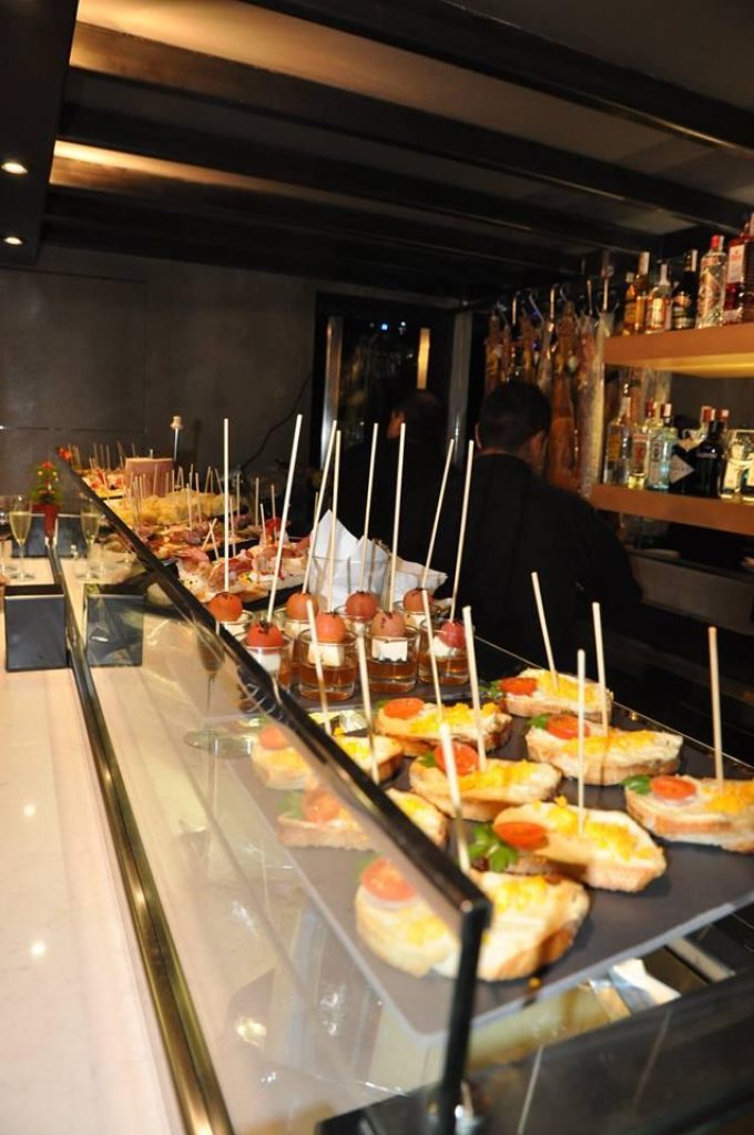 guia33-barcelona-bar-de-tapas-frankfurt-taperia-ordesa-barcelona-20618.jpg