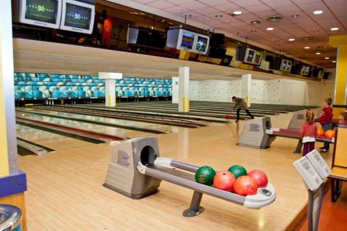guia33-barcelona-bolera-bolera-ilusiona-diagonal-mar-barcelona-17515.jpg