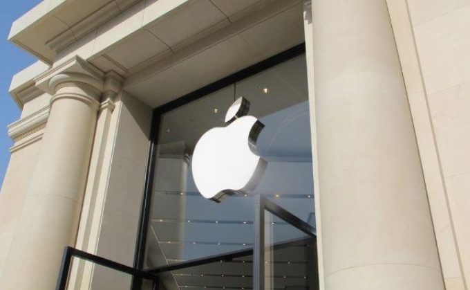 guia33-barcelona-telecomunicaciones-apple-store-passeig-de-gracia-14016.jpg