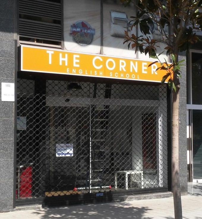 guia33-cornella-academias-the-corner-academia-de-idiomas-cornella-16971.jpg