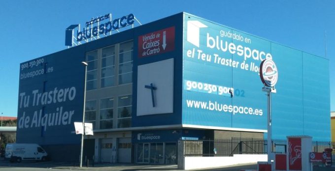 guia33-cornella-alquiler-de-trasteros-bluespace-cornella-13681.jpg