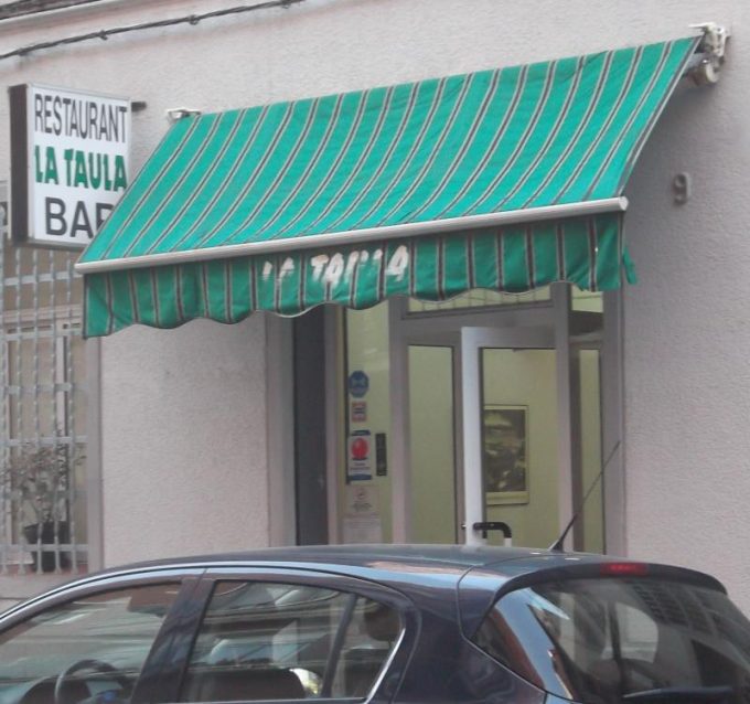 guia33-cornella-bar-cafeteria-restaurant-la-taula-d-almeda-cornella-14732.jpg