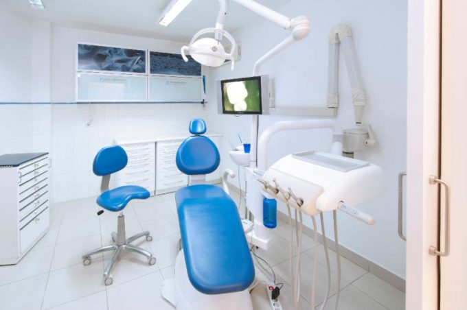 guia33-cornella-clinica-dental-clinica-dental-palacios-escolano-cornella-13680.jpg