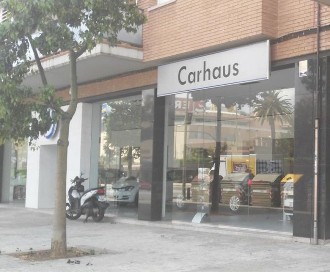 guia33-cornella-concesionario-carhaus-cornella-15283.jpg