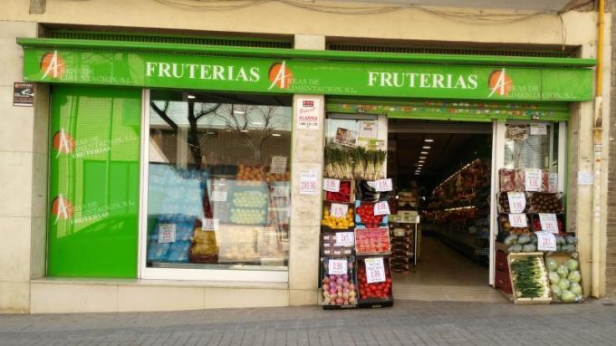 guia33-cornella-frutas-verduras-areas-de-alimentacion-josep-cruixart-cornella-13480.jpg