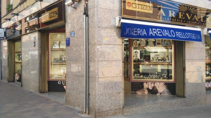 guia33-cornella-joyeria-relojeria-joyeria-arevalo-miranda-cornella-14631.jpg
