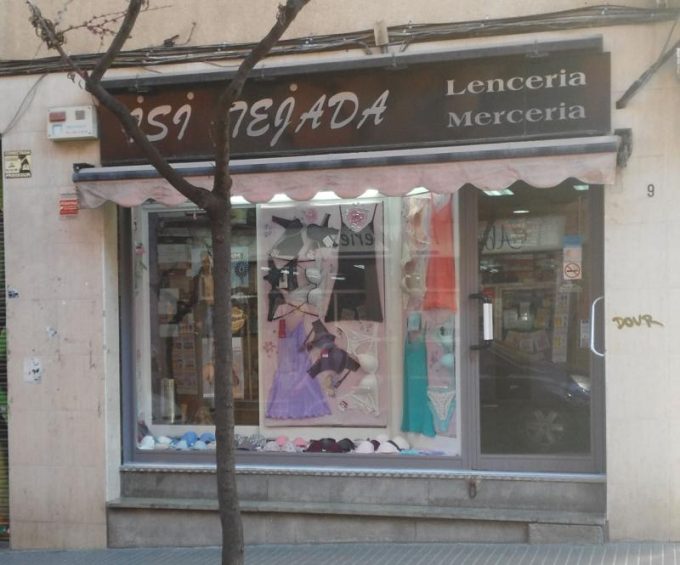 guia33-cornella-lenceria-moda-bano-pijameria-merceria-isi-tejada-cornella-14087.jpg
