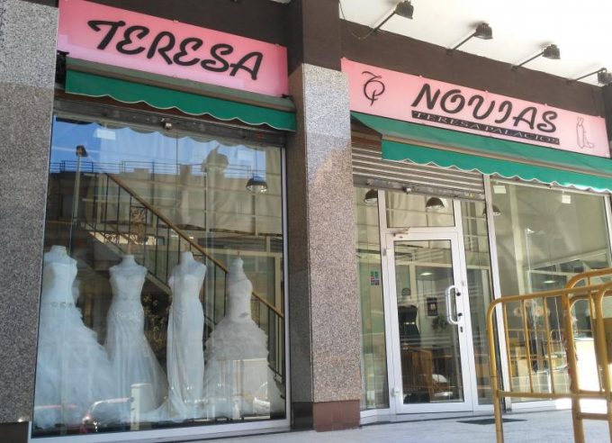 guia33-cornella-moda-mujer-novias-teresa-palacios-cornella-13937.jpg