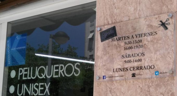 guia33-cornella-peluqueria-mujer-blondies-peluqueria-unisex-cornella-21144.jpg