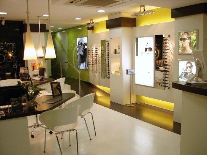guia33-cornella-pticas-centre-optic-bonafont-cornella-13536.jpg