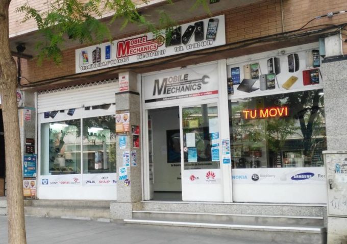 guia33-cornella-telefonia-mobile-mechanics-cornella-15170.jpg