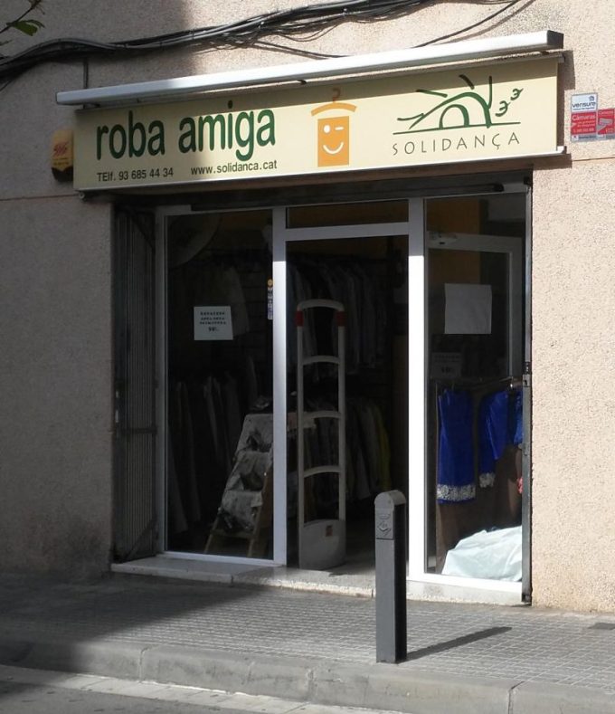 guia33-cornella-tienda-de-ropa-botiga-solidanca-roba-amiga-cornella-14922.jpg