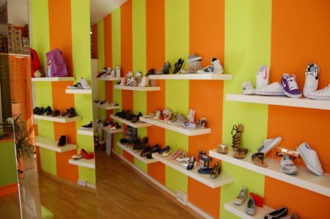 guia33-cornella-zapateria-infantil-sabatetes-nuria-cornella-13861.jpg