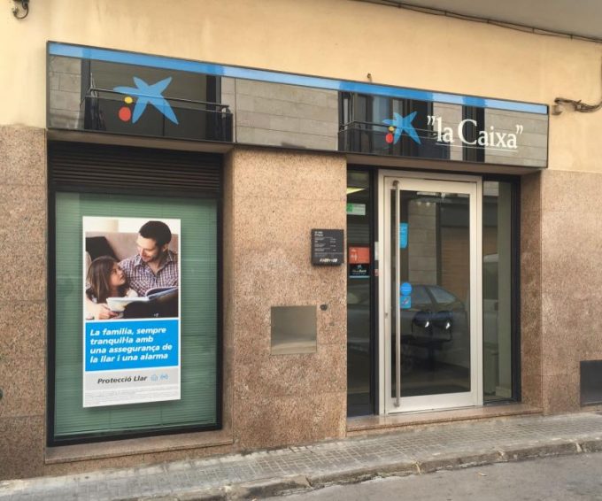 guia33-el-papiol-entidades-financieras-la-caixa-el-papiol-13458.jpg
