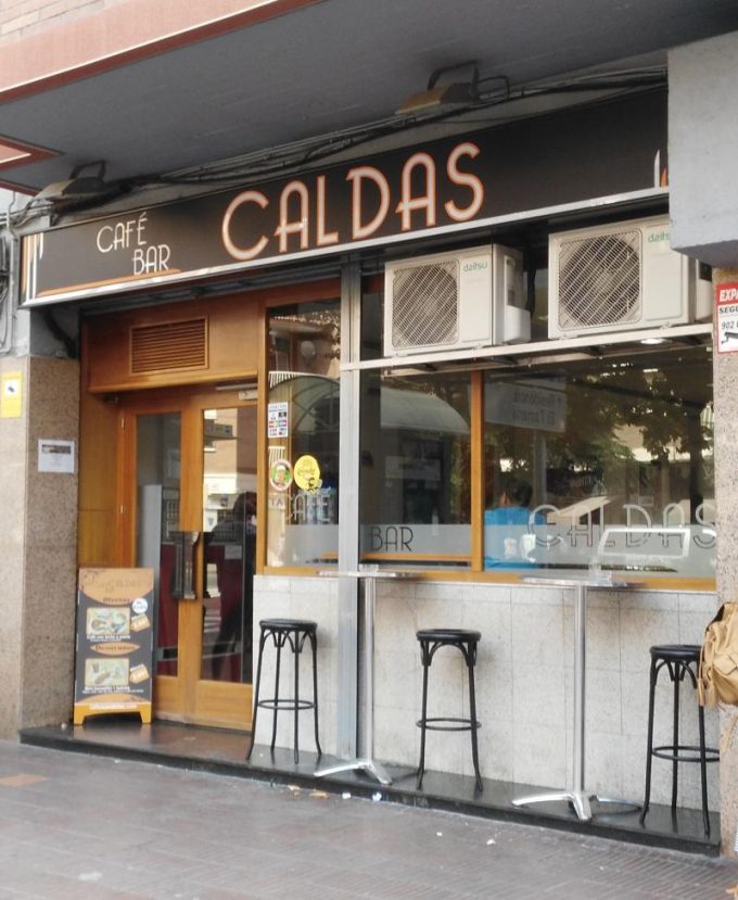guia33-el-prat-de-llobregat-bar-de-tapas-frankfurt-cafe-bar-caldas-v-montserrat-57-el-prat-23912.jpg
