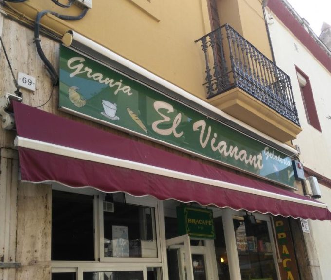guia33-el-prat-de-llobregat-cafeteria-granja-granja-gelateria-el-vianant-el-prat-15802.jpg