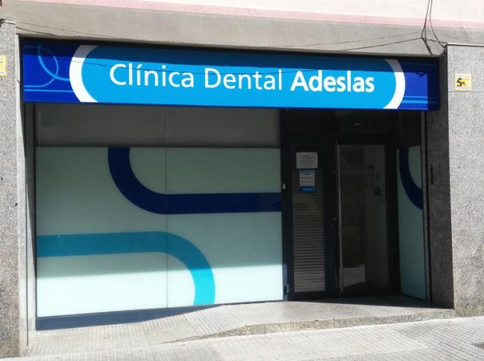 guia33-el-prat-de-llobregat-clinica-dental-clinica-adeslas-dental-el-prat-15970.jpg