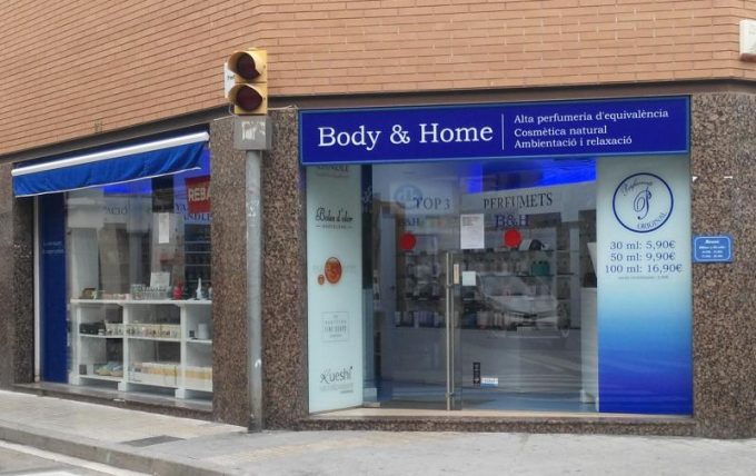 guia33-el-prat-de-llobregat-cosmetica-natural-bio-ambientacio-body-home-perfumeria-el-prat-24022.jpg