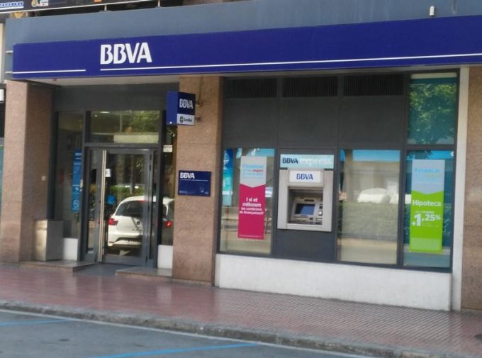 guia33-el-prat-de-llobregat-entidades-financieras-bbva-v-montserrat-el-prat-16110.jpg