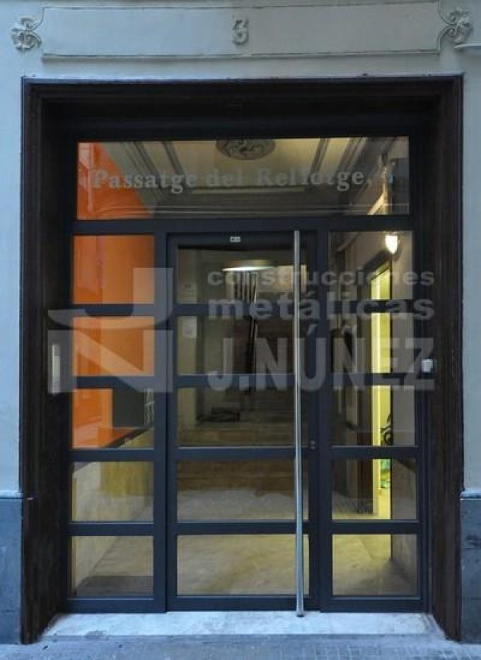 guia33-el-prat-de-llobregat-fabricacion-de-puertas-construcciones-metalicas-j-nunez-el-prat-25203.jpg