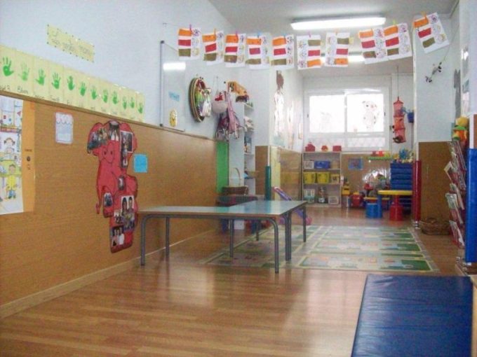 guia33-el-prat-de-llobregat-guarderia-llar-d-infants-nins-el-prat-25194.jpg