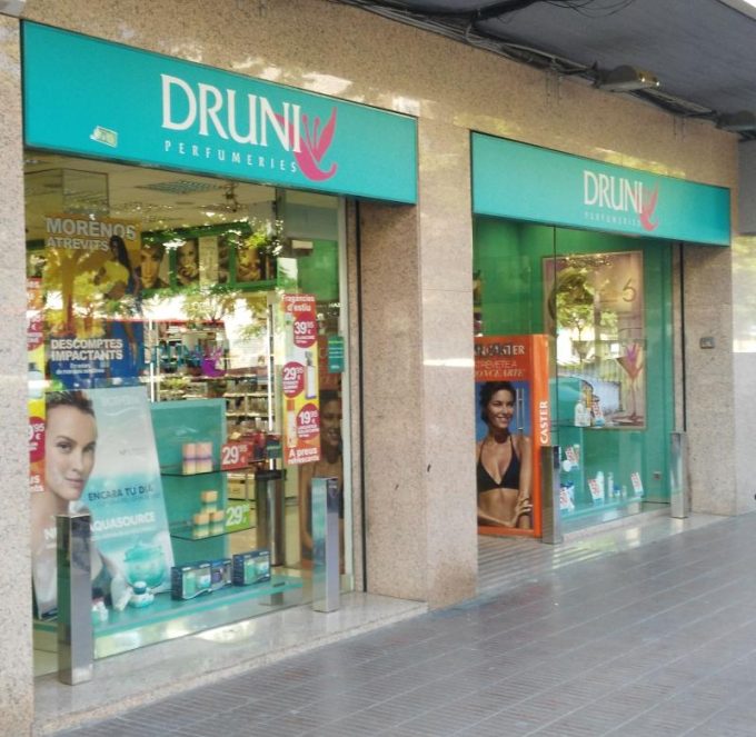 guia33-el-prat-de-llobregat-perfumeria-y-cosmetica-perfumeria-druni-v-montserrat-57-el-prat-16010.jpg