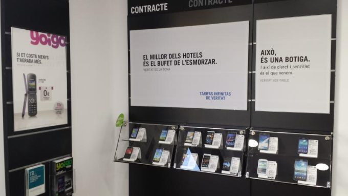 guia33-esplugues-de-llobregat-distribuidor-de-telefonia-yoigo-by-movil-esplugues-8928.jpg