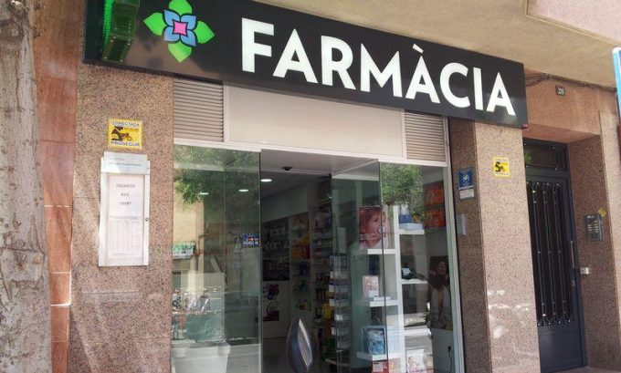 guia33-esplugues-de-llobregat-farmacia-farmacia-roca-pujado-7892.jpg