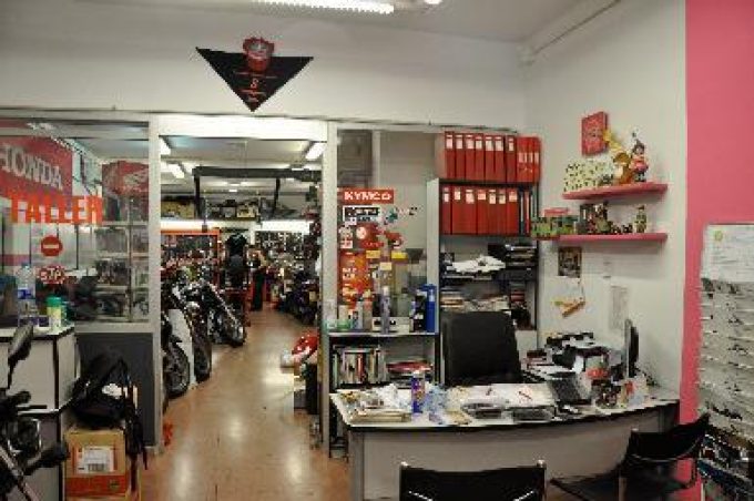 guia33-esplugues-de-llobregat-motocicletas-venta-esplumoto-9394.jpg