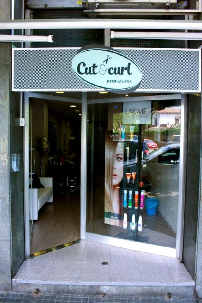 guia33-esplugues-de-llobregat-peluqueria-unisex-cut-curl-perruquers-12224.jpg