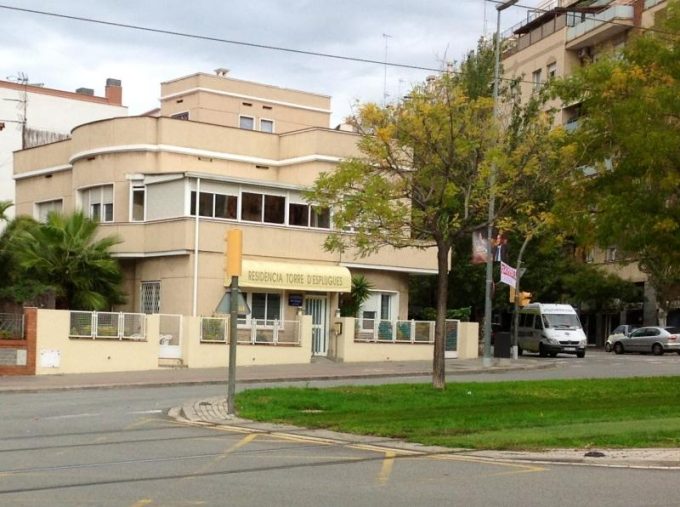 guia33-esplugues-de-llobregat-residencia-geriatrica-llar-residencia-torre-d-esplugues-3426.jpg