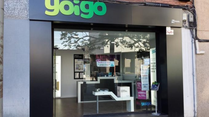 guia33-esplugues-de-llobregat-telefonia-yoigo-by-movil-esplugues-8926.jpg