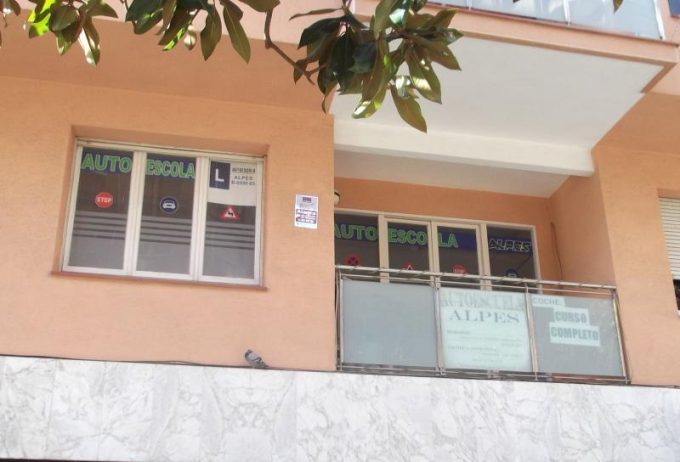 guia33-hospitalet-de-llobregat-autoescuela-autoescuelas-alpes-4466.jpg