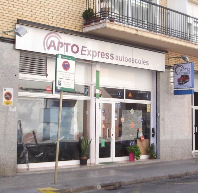 guia33-hospitalet-de-llobregat-autoescuela-autoescuelas-apto-express-9017.jpg