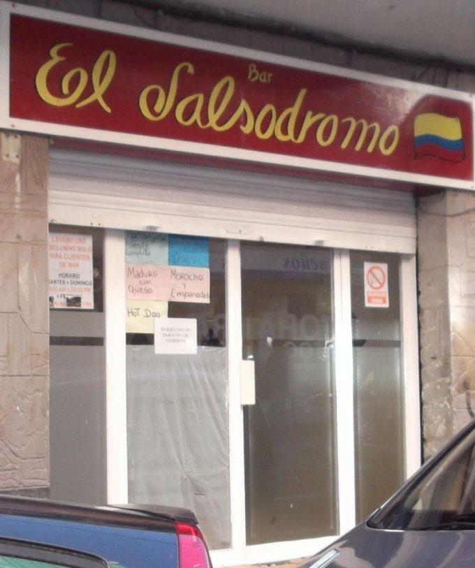 guia33-hospitalet-de-llobregat-bar-musical-pub-el-salsodromo-bar-musical-l-hospitalet-9998.jpg