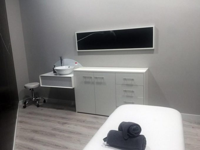 guia33-hospitalet-de-llobregat-estetica-clinica-dorsia-l-hospitalet-22481.jpg