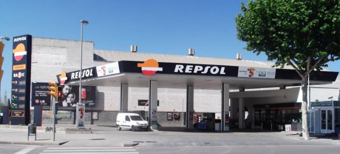 guia33-hospitalet-de-llobregat-gasolinera-estacion-de-servicio-repsol-travessia-industrial-9483.jpg