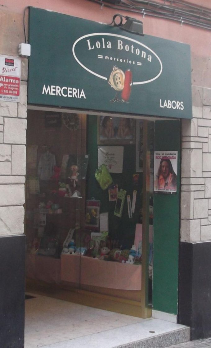 guia33-hospitalet-de-llobregat-manualidades-merceria-lola-botona-l-hospitalet-10206.jpg