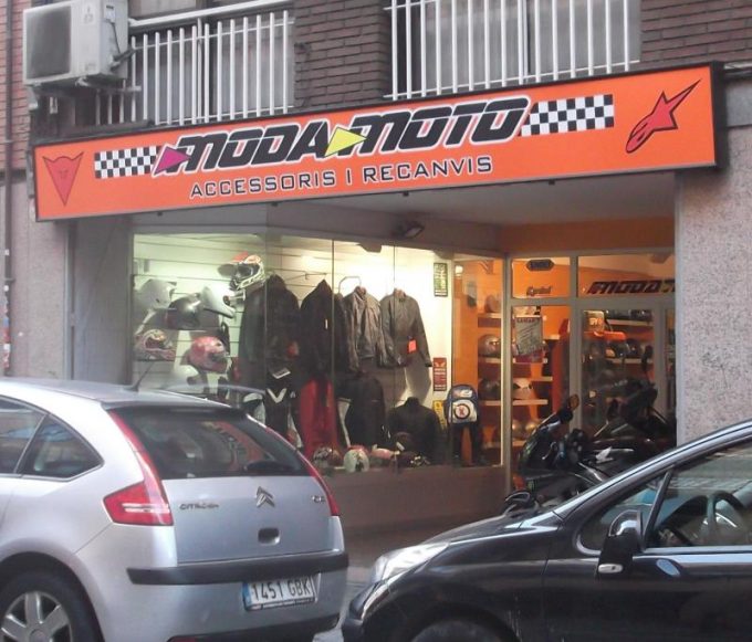 guia33-hospitalet-de-llobregat-motocicletas-venta-moda-moto-5263.jpg