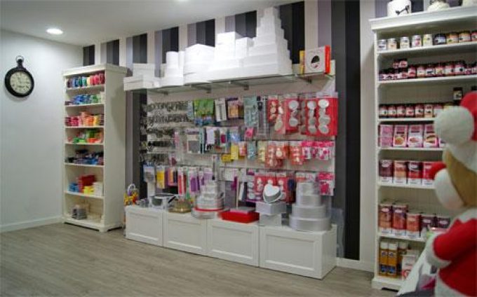 guia33-hospitalet-de-llobregat-pasteleria-bomboneria-cake-town-concept-9849.jpg
