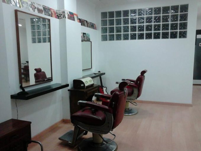 guia33-hospitalet-de-llobregat-peluqueria-hombre-y-barberia-peluqueria-can-tisores-l-hospitalet-22311.jpg