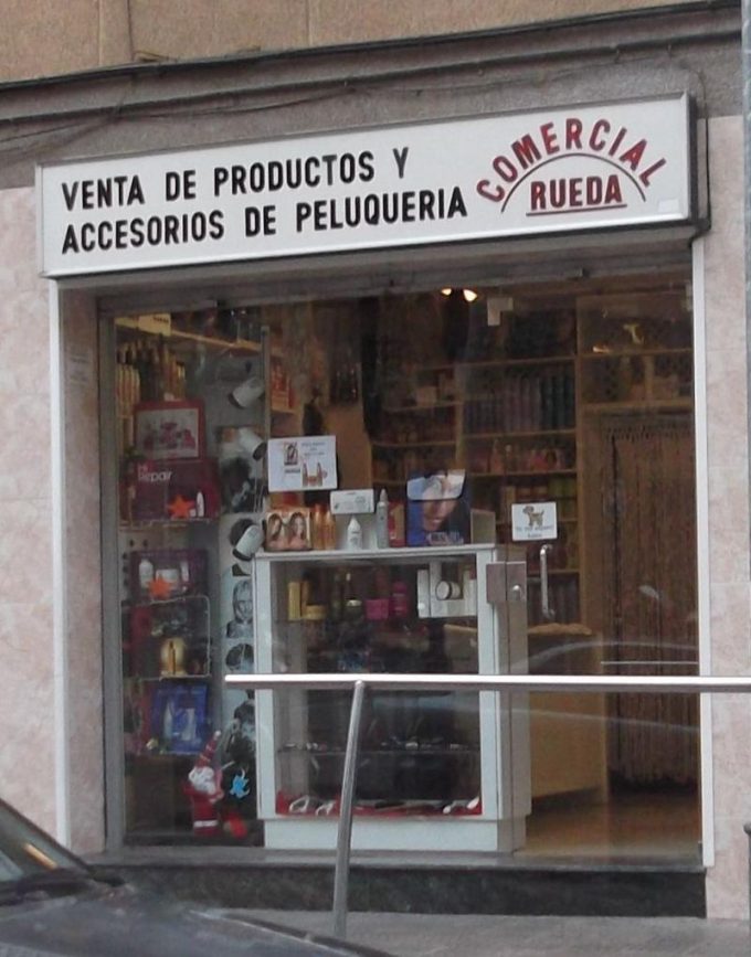guia33-hospitalet-de-llobregat-peluqueria-venta-productos-comercial-rueda-productos-de-peluqueria-9797.jpg