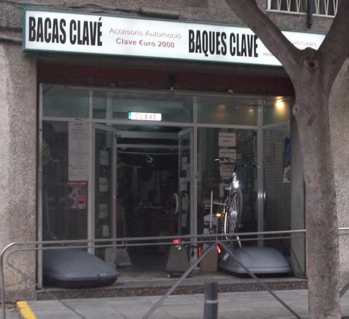 guia33-hospitalet-de-llobregat-recambios-automocion-bacas-clave-3820.jpg
